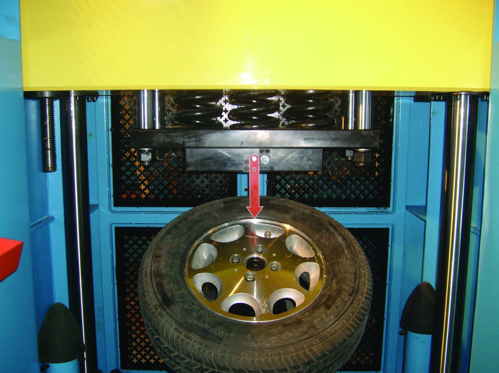 30&deg;-90&deg; Car Wheel Impact Testing Machine